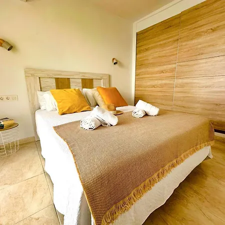 Casa Caleton Blanco Pool And *