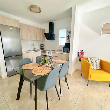 Hébergement de vacances Casa Caleton Blanco Pool And *